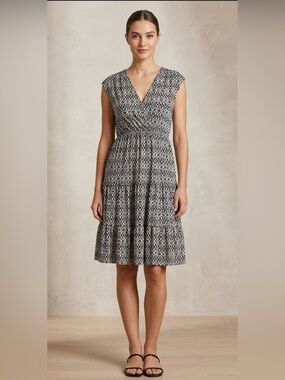 Black and White Geometric Midi Dress from New York & Company